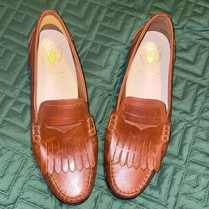 Perfect condition Cole Haan leather loafers, size 8.